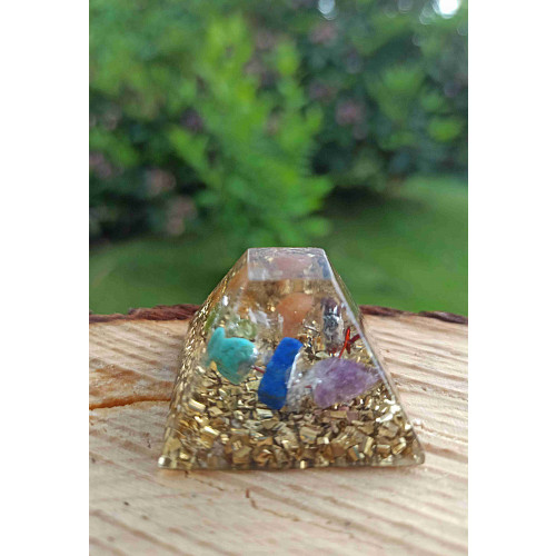 Orgonitová mayská pyramida  malá harmonizace čaker 3,5 x 2,5 cm