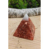 Orgonitová pyramida Čistota lásky - křišťál, vločky mědi 6 x 6 cm