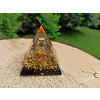 Orgonitová pyramida velká- hojnost a blahobyt II.  6 x 6 cm