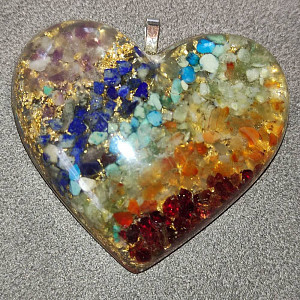 orgonitové srdíčko přívěsek harmonizace čaker 5 cm