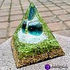 Orgonitová pyramida  velká - Fluorit a Olivín harmonie ducha a těla 6 x 7 cm