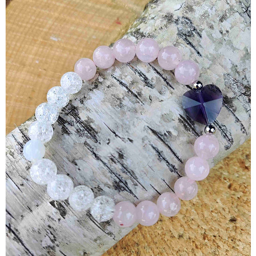 Náramek kuličkový - růženín s křišťálovým srdcem