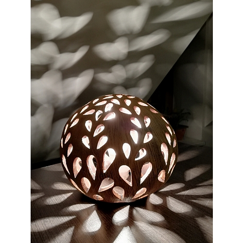 Vánoční lucerna keramická koule vánoční jas10 cm