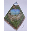 Orgonitová pyramida  velká - opalit, sluneční kámen a olivín harmonie 6 x 6 cm