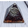 Orgonitová pyramida harmonizace 1. čakry se symbolem 4 x 4 cm