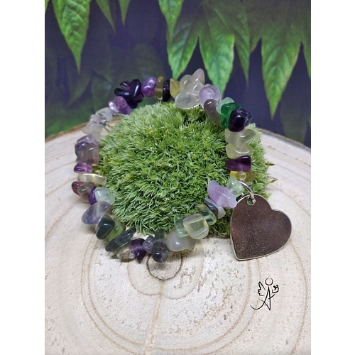 NÁRAMEK ZE ZLOMKŮ KAMENŮ -harmonie srdce - fluor a přívěsek srdce