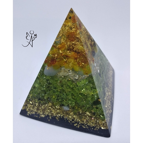 Orgonitová pyramida Andělská ochrana našich dětí 6 x 6 cm
