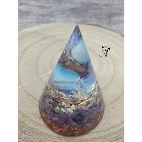 Orgonitový kužel Probuzení ženy – čaroit, opalit