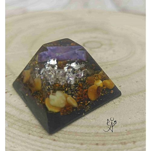 Mayská orgonitová pyramida malá 3,5 cm uzdravující spánek