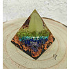 Orgonitová pyramida - harmonizace čaker s peříčkem 6 x 6 cm