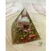 Orgonitová pyramida Čas na lásku 6 x 6 cm