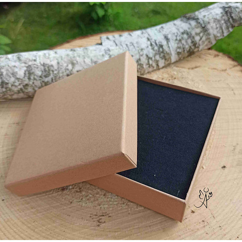 Dárková krabička  z kraftového papíru